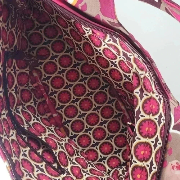 Vera Bradley rare Carnaby cupcakes Gabby handbag retired pattern like new! - Picture 3 of 4